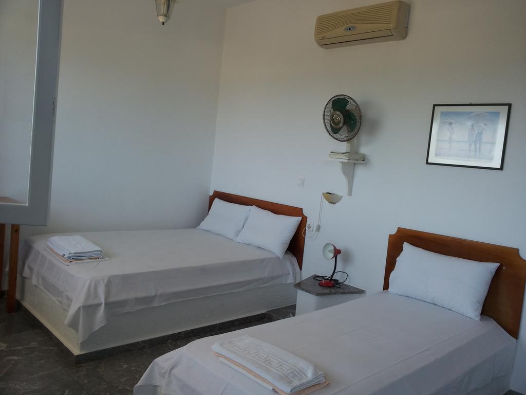 Zeus Apartments Xerokampos  Esterno foto